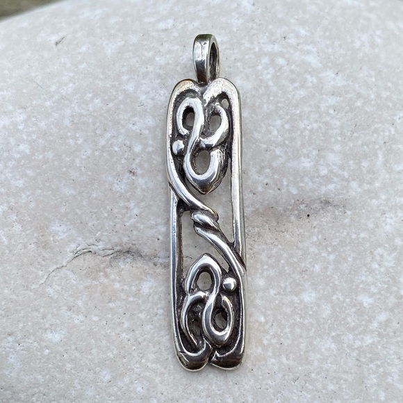 Crannogh Pendant .925 Sterling Silver Scottish Pictish pendant Made in USA - Picture 6 of 9